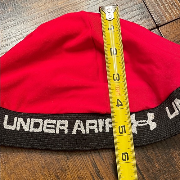 Under Armour Red Cap with Black Band - Picture 3 of 6